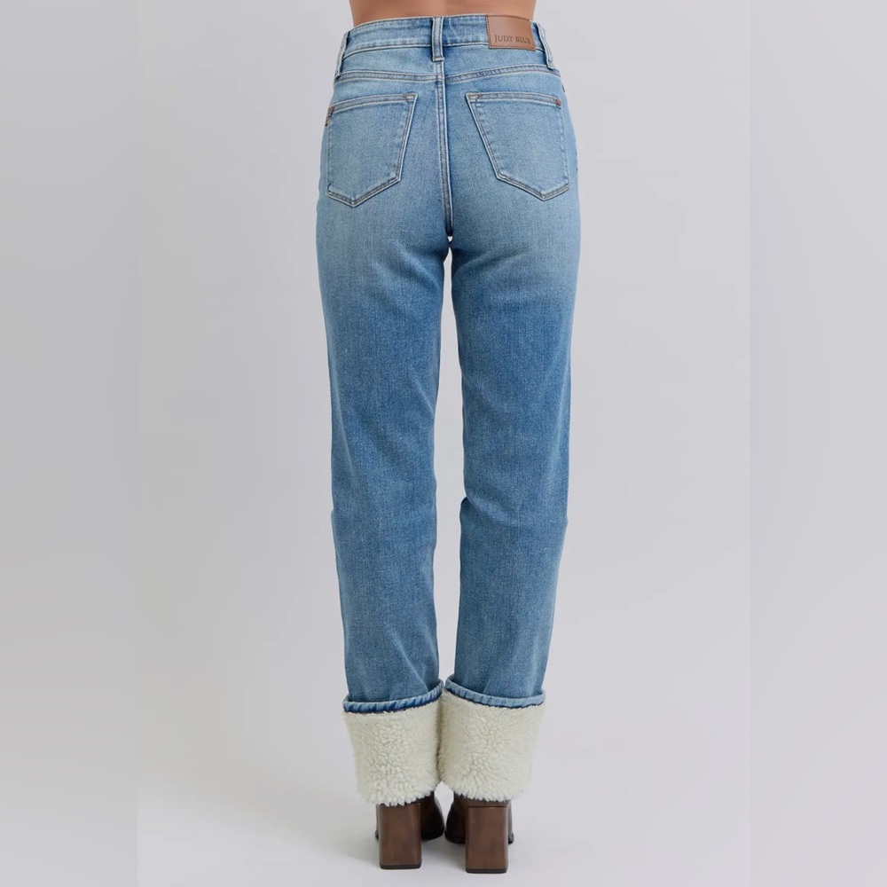 Judy Blue High Waisted Shearling Cuff Straight Leg Jeans NWT - Picture 8 of 8